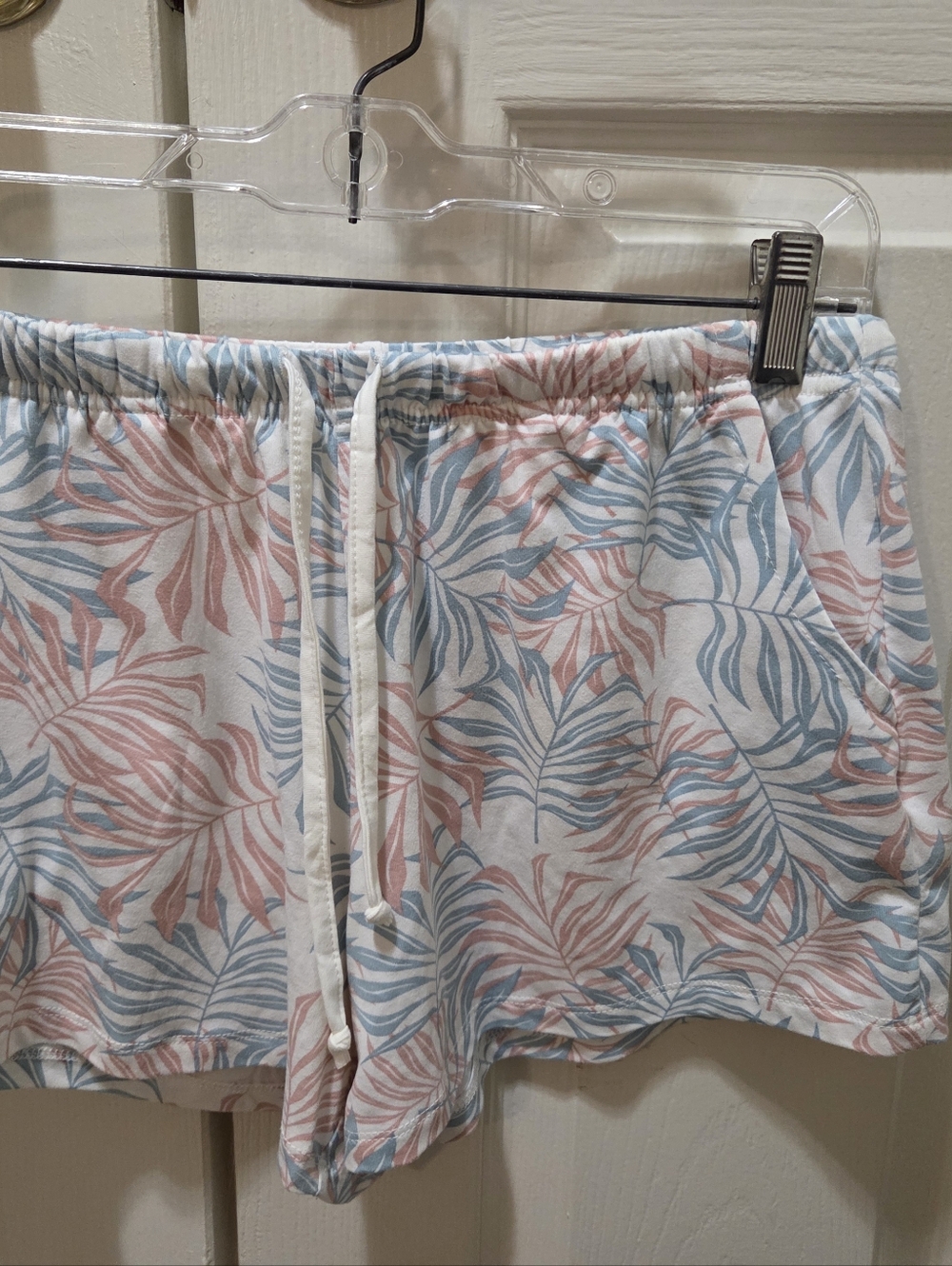 C&C California Robe & Pajama Set - Med - Picture 5 of 6